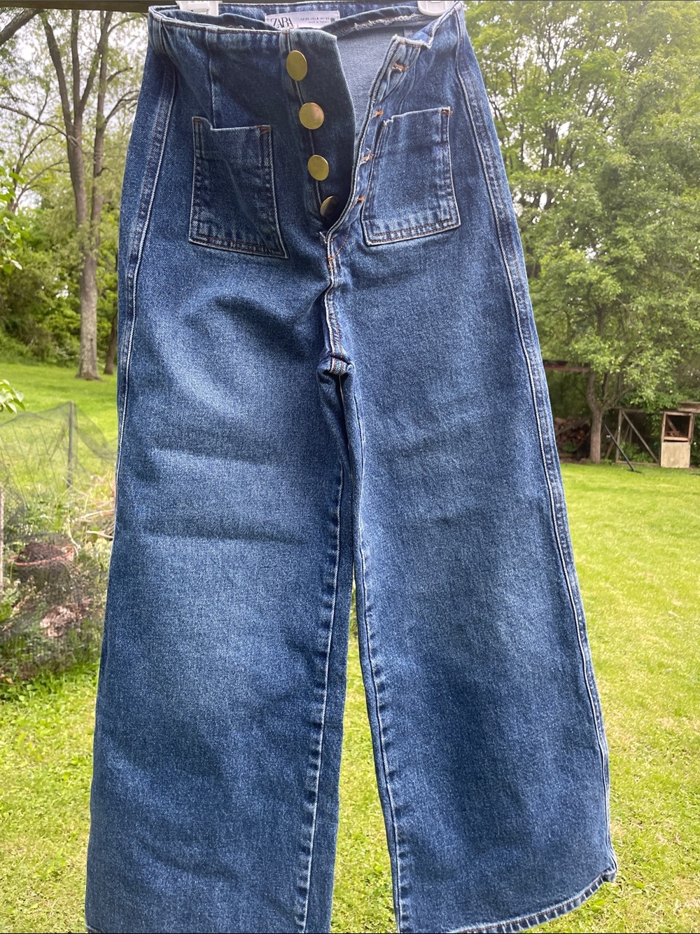 Zara High-Waist Wide Leg Ankle Jeans in Dark Blue with Gold Buttons